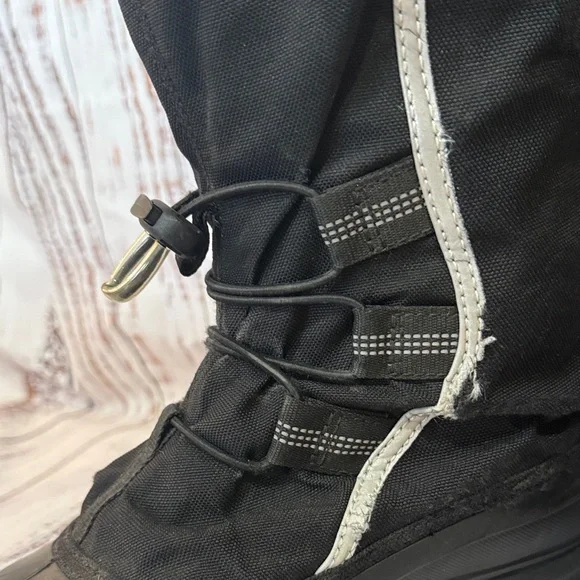 Sorel Black Waterproof Snow Boots - Picture 5 of 9